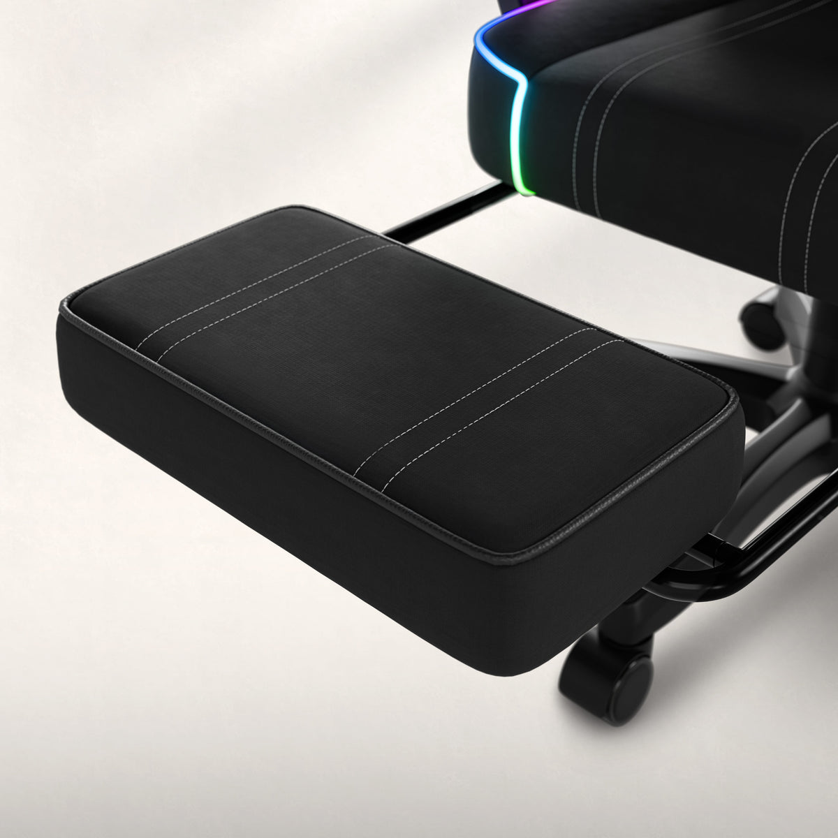 Huzaro Force 3.7 RGB Black Gaming-Stuhl
