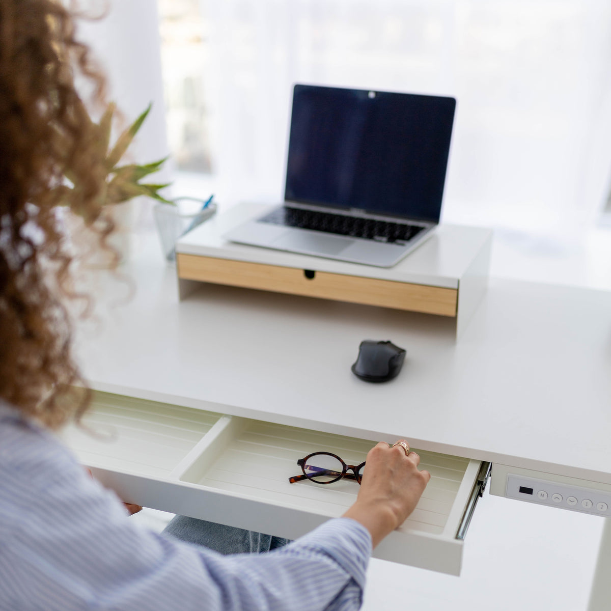 Arbeitsplatte Schublade