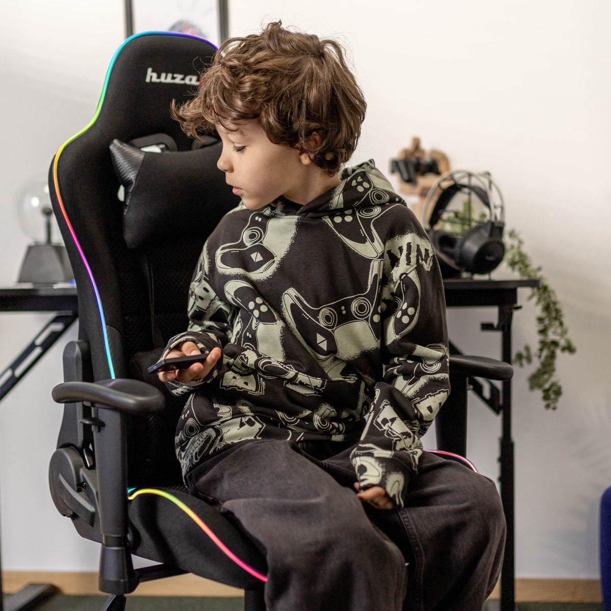 Gaming-Sessel für Kinder HUZARO RANGER 6.0 RGB Black Mesh